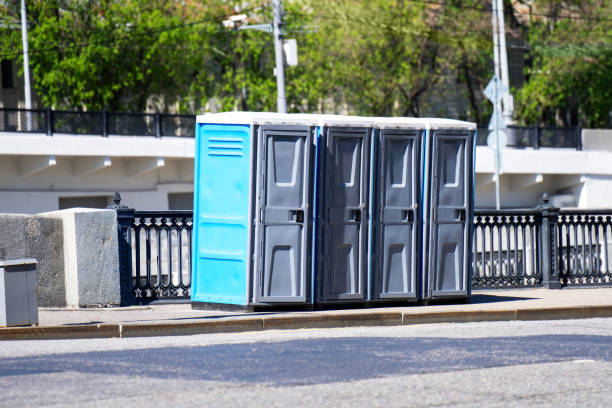 Best Porta potty delivery and setup  in Bloomfield, IN