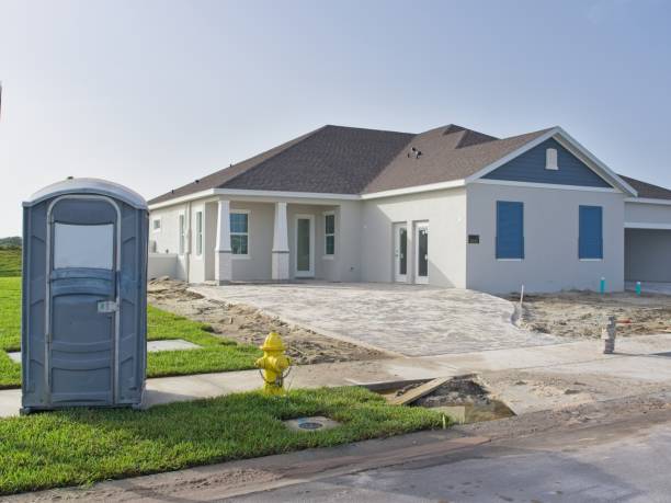 Best Portable bathroom rental  in Bloomfield, IN