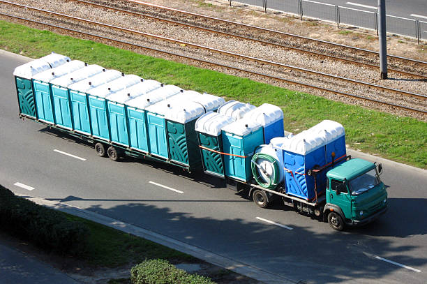 Best Porta potty delivery and setup  in Bloomfield, IN